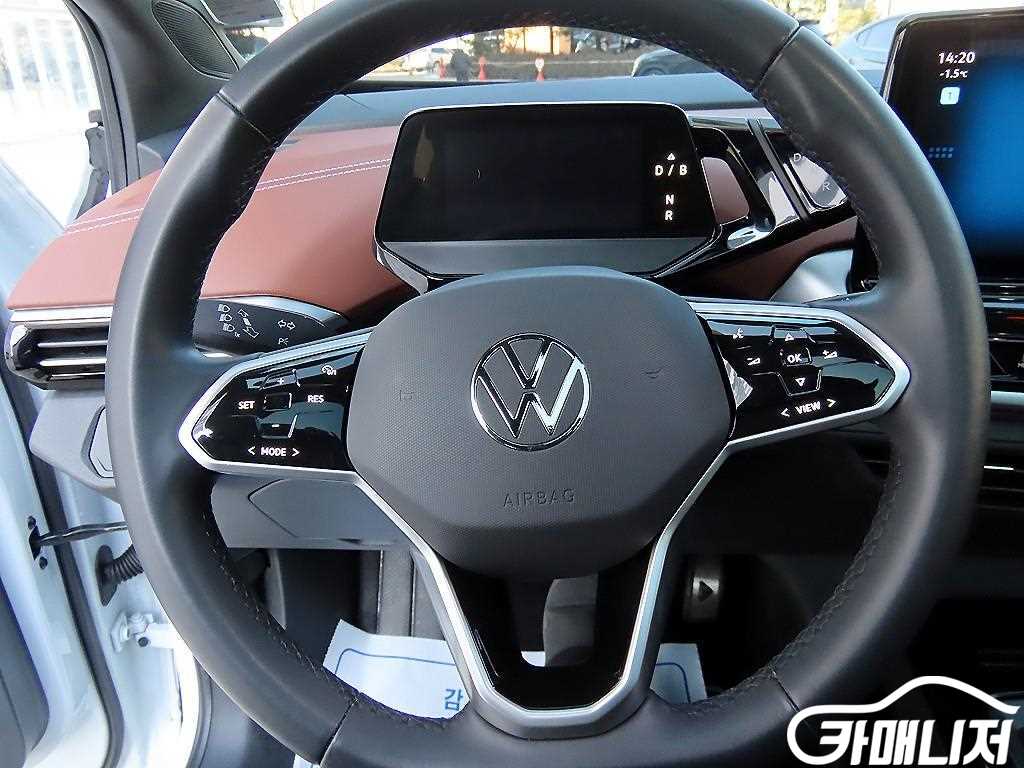 Volkswagen ID.4 Pro thumbnail 8