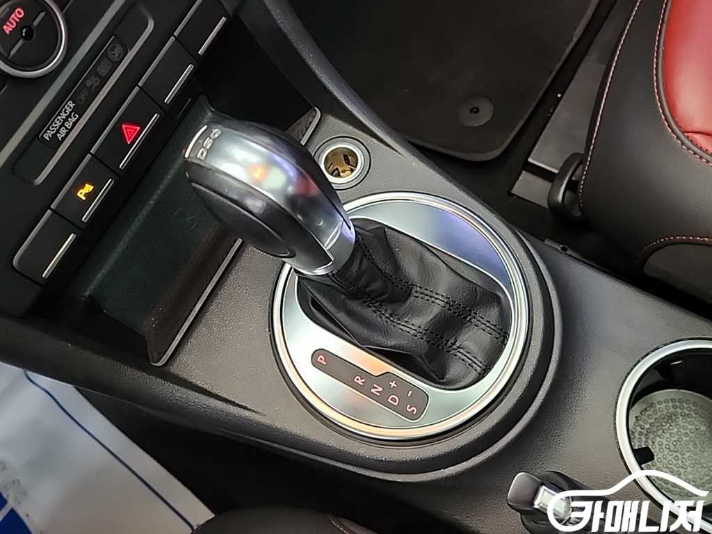 Volkswagen Beetle DeoBeetle 2.0 TDI Premium thumbnail 8