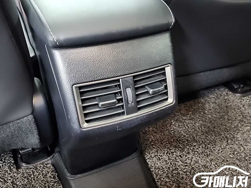 Lexus NX NX 300h Executive thumbnail 13