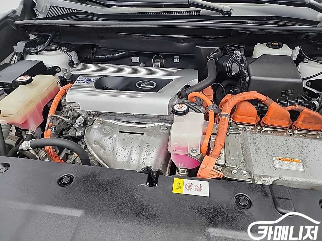 Lexus NX NX 300h Executive thumbnail 5