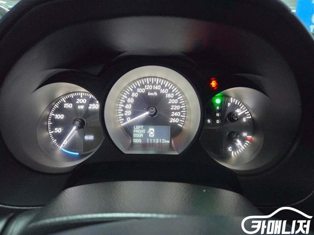 Lexus GS GS450h STD thumbnail 9