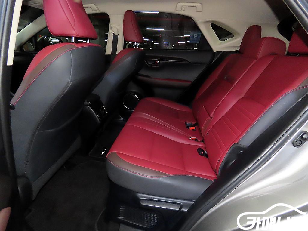 Lexus NX NX 300h Supreme thumbnail 7