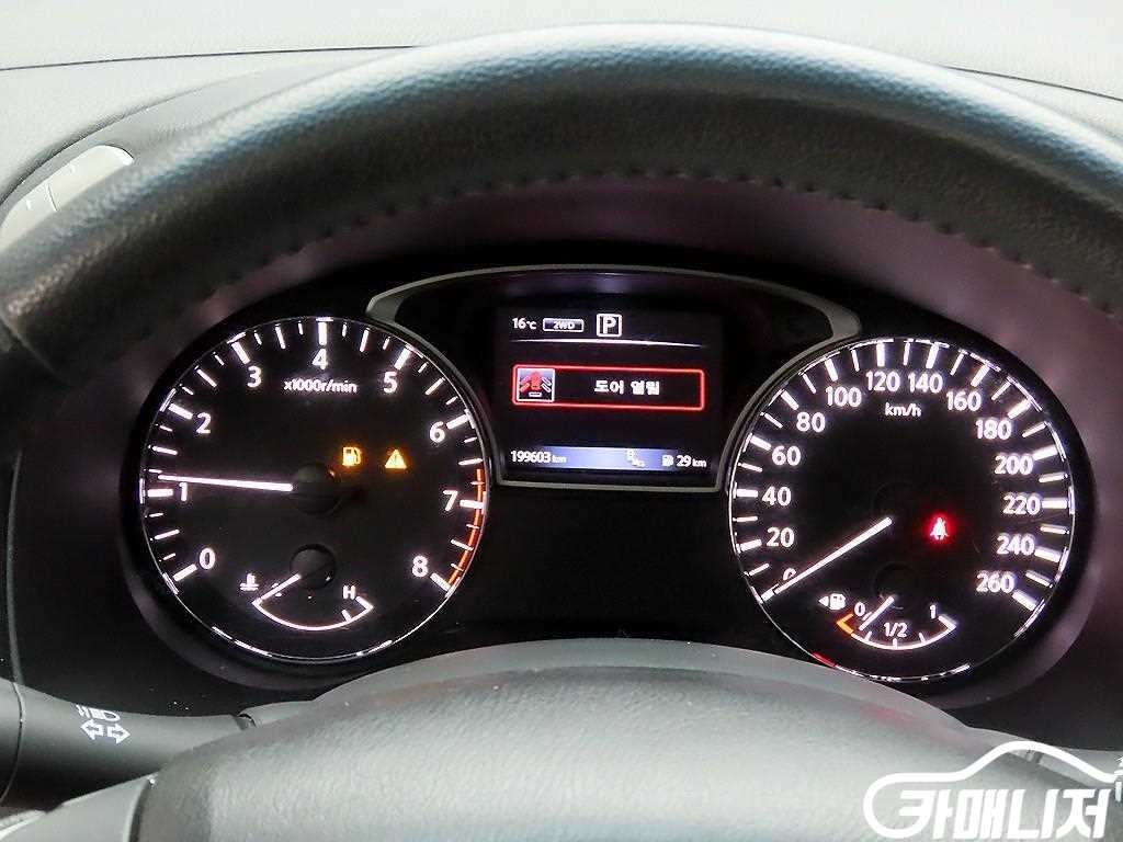 Nissan Pathfinder Pathfinder4th Gen 3.5 4WD thumbnail 6