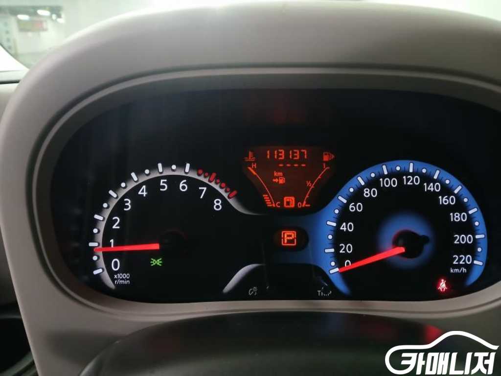 Nissan Cube 1.8 S thumbnail 9