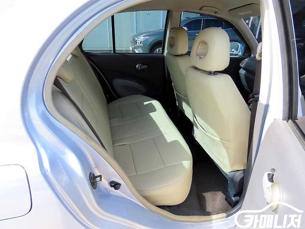 Nissan March 1.2 thumbnail 6