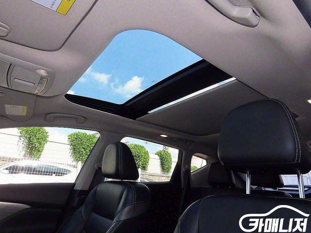 Nissan Murano 2.5 Hybrid thumbnail 17