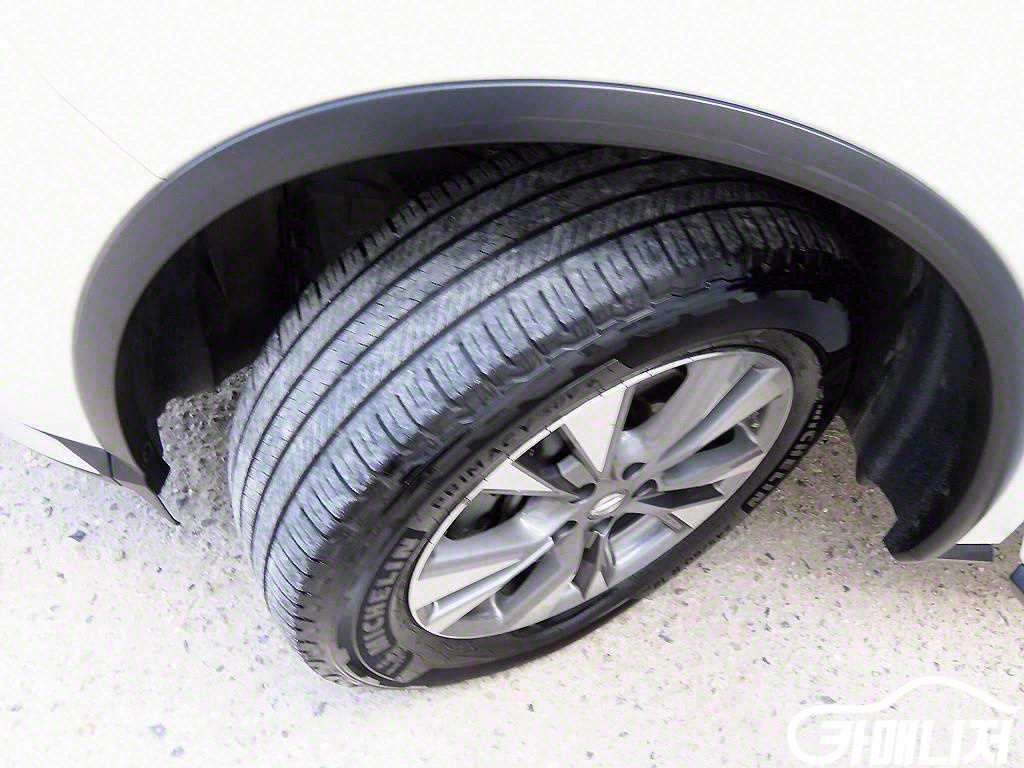 Nissan Murano 2.5 Hybrid thumbnail 20