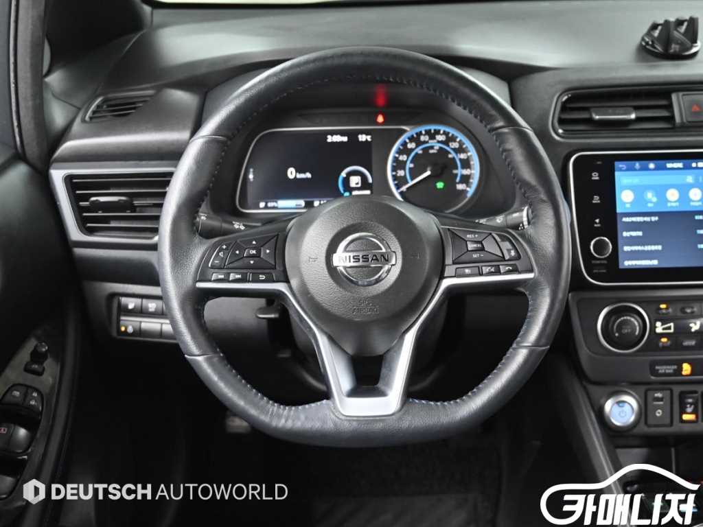 Nissan Leaf EV SL thumbnail 13