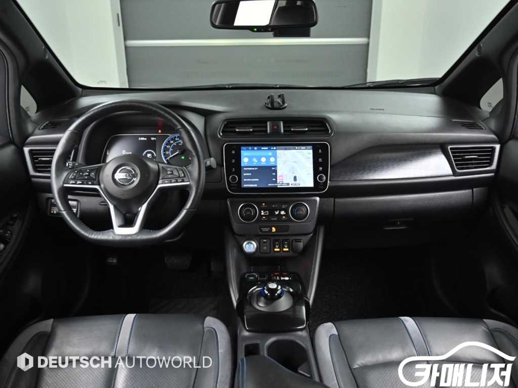 Nissan Leaf EV SL thumbnail 7