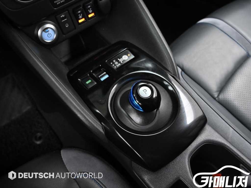 Nissan Leaf EV SL thumbnail 9