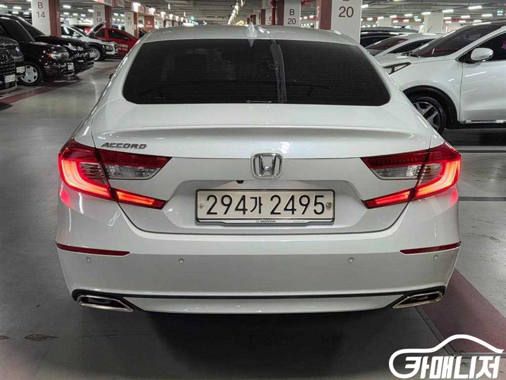 Honda Accord 1.5 Turbo thumbnail 5