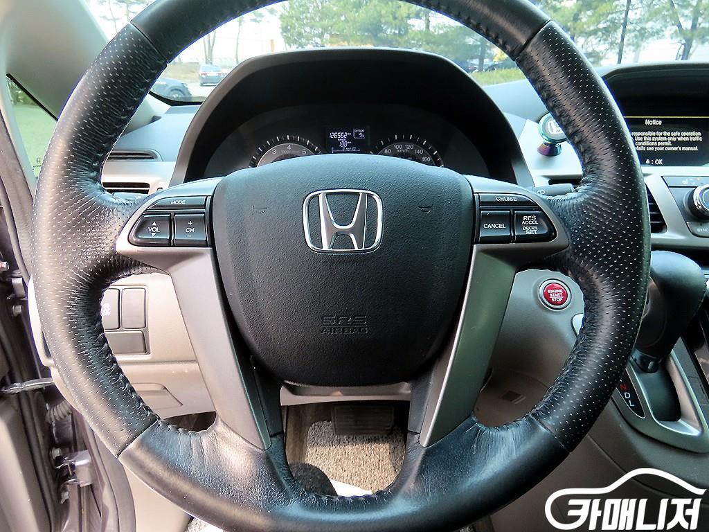 Honda Odyssey 3.5 Elite thumbnail 9