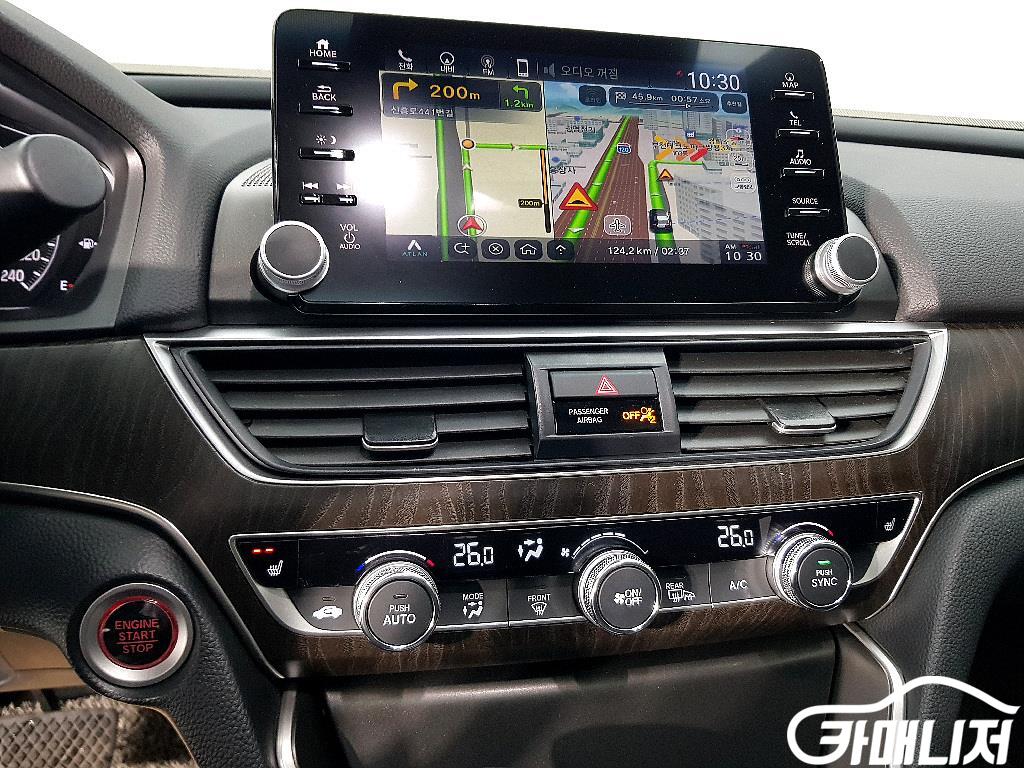 Honda Accord 1.5 Turbo thumbnail 12