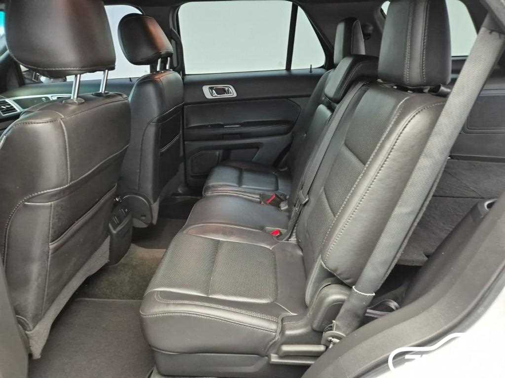 Ford Explorer 3.5 thumbnail 12