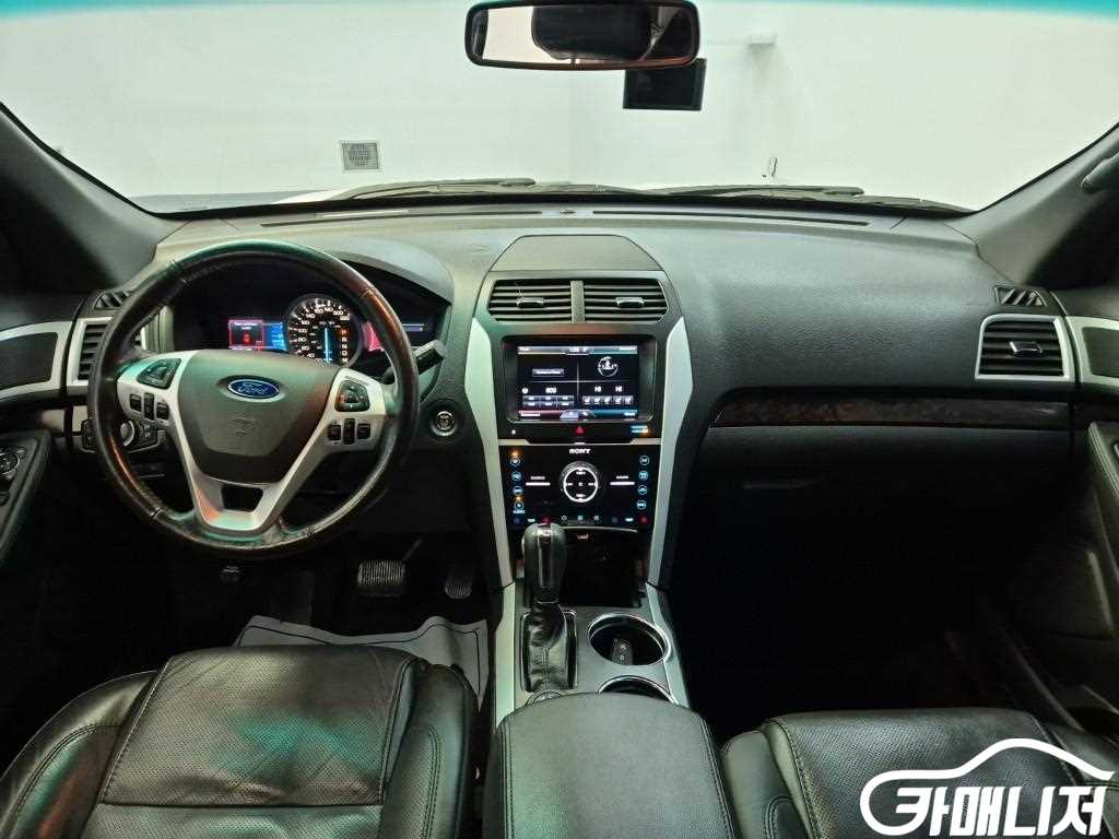 Ford Explorer 3.5 thumbnail 7