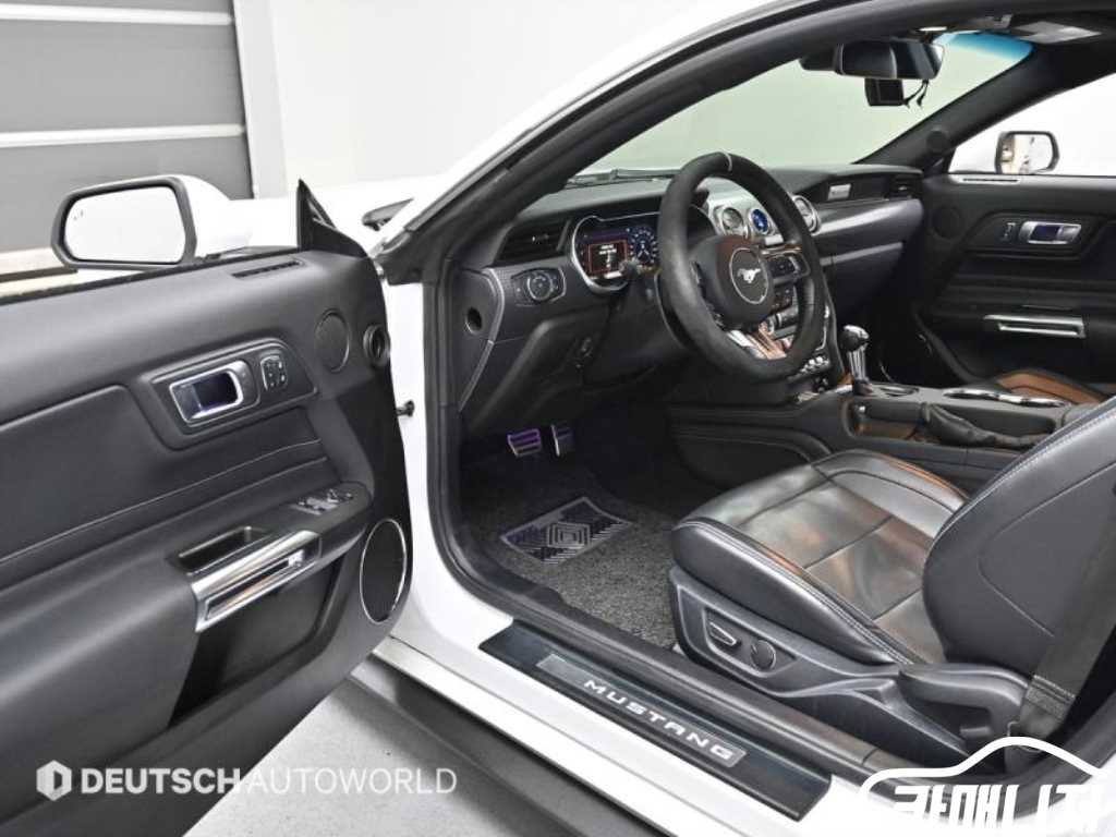 Ford Mustang Mustang 6th Gen 5.0 GT Coupe thumbnail 11