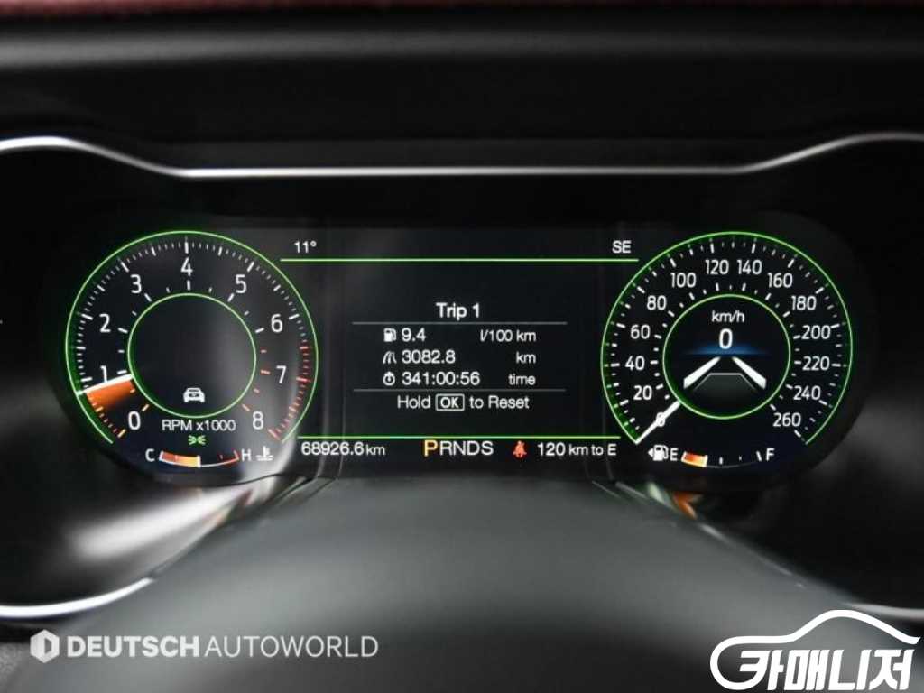 Ford Mustang Mustang 6th Gen 2.3 Coupe thumbnail 9