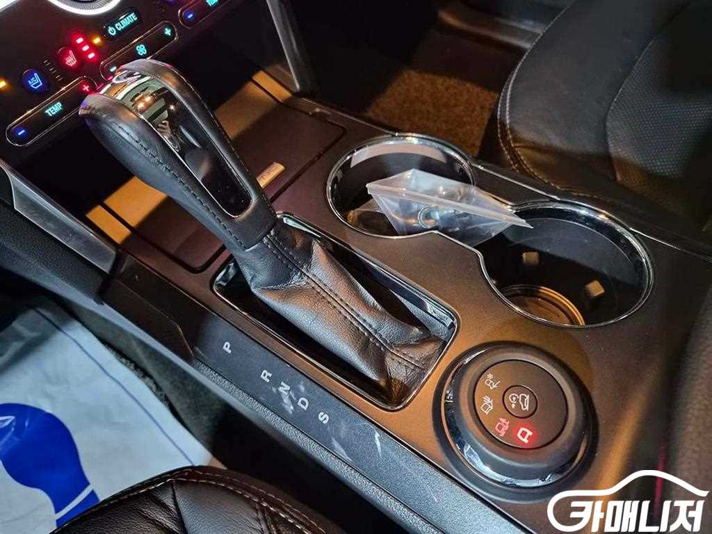 Ford Explorer 2.3 EcoBoost Rimitideu 4WD thumbnail 11