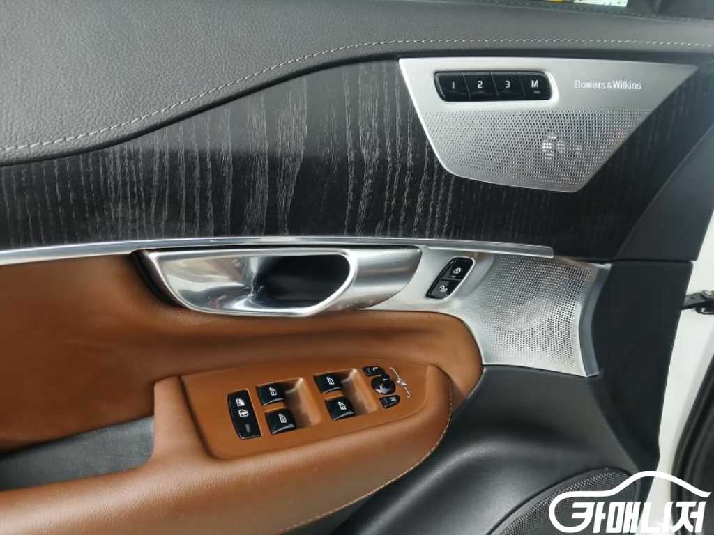 Volvo XC90 XC90 2nd Gen 2.0 T8 AWD thumbnail 10