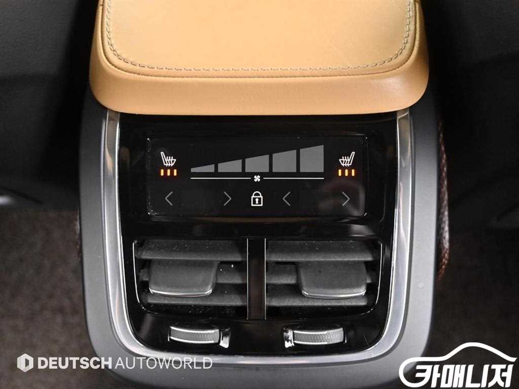 Volvo XC90 XC90 2nd Gen 2.0 T8 AWD thumbnail 16