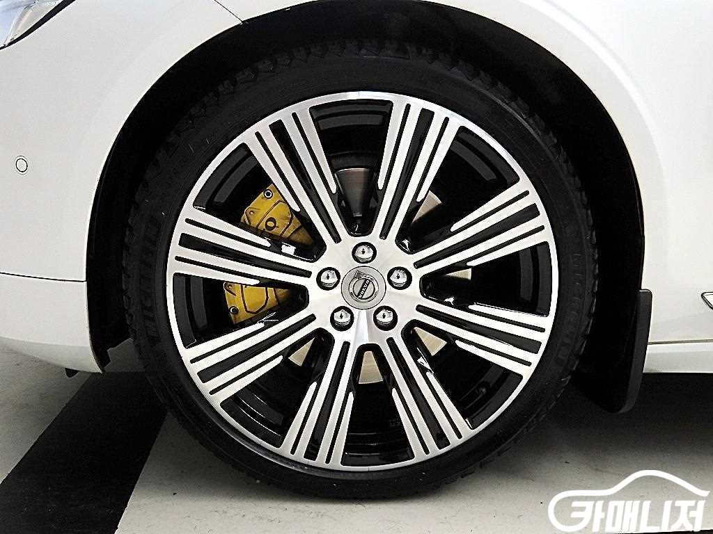 Volvo S90 B6 AWD Inscription thumbnail 20